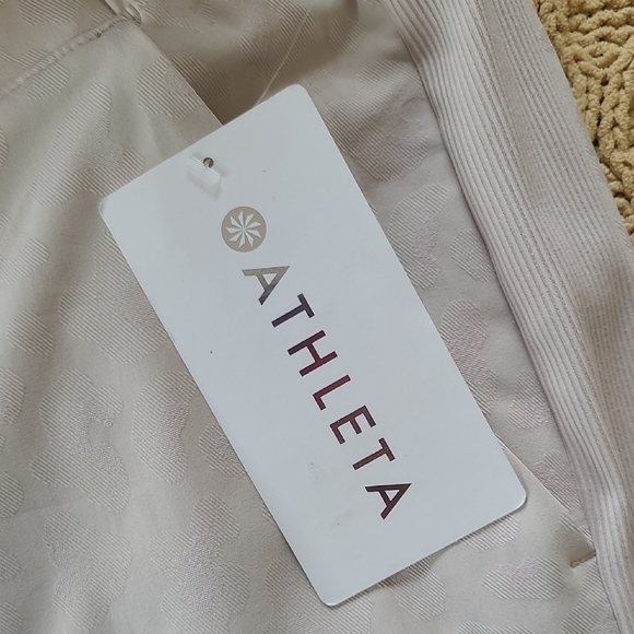 Athleta Brooklyn Textured Jogger in 'Abalone Grey' - Size 24 - Picture 9 of 12